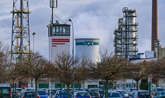 Tập đoàn dầu khí Nga Rosneft từng nắm cổ phần tại nhà máy lọc dầu PCK ở Schwedt Đức. Ảnh: TASS