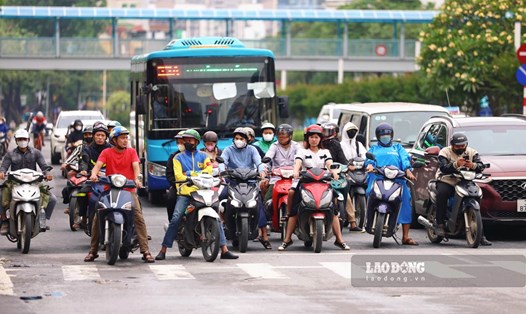 Thời tiết hôm nay 26.10: Không khí lạnh tăng cường tác động miền Bắc