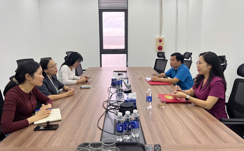 Mobilize the establishment of grassroots trade unions at FDI enterprises. Photo: An Vi