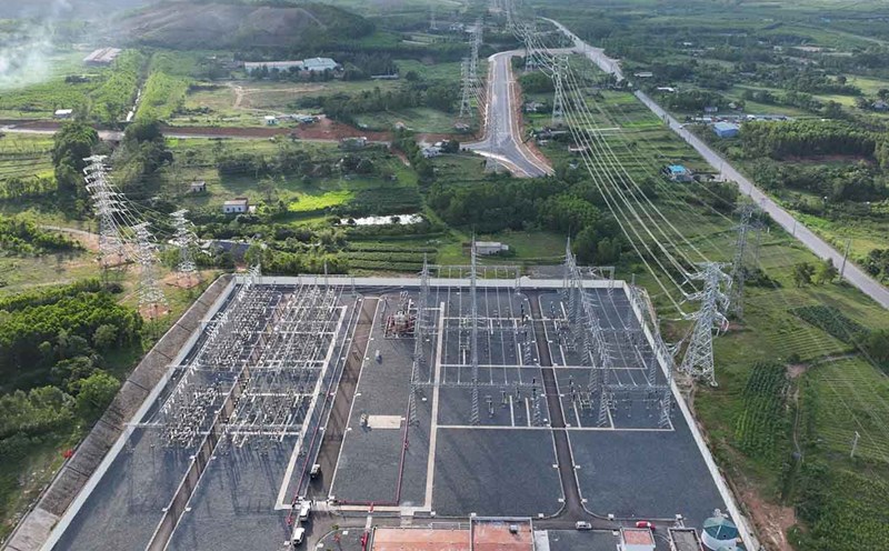 The Vung Ang 220kV Transformer Station and connecting station project in Ha Tinh has been completed. Photo: Tuan Quang.