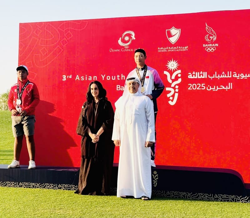 응우옌 뚜언 아잉은 베트남 골프 대표팀에 은메달을 획득했습니다. 사진: 쭝 탄