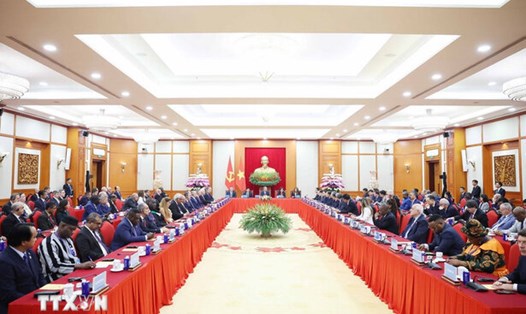 Tổng Bí thư Tô Lâm tiếp Trưởng đoàn các nước tham dự Lễ mở ký Công ước của Liên Hợp Quốc về chống tội phạm mạng (Công ước Hà Nội) và Hội nghị cấp cao của Liên Hợp Quốc về chống tội phạm mạng. Ảnh: TTXVN