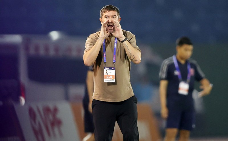 Coach Harry Kewell of Hanoi FC. Photo: Thanh Vu