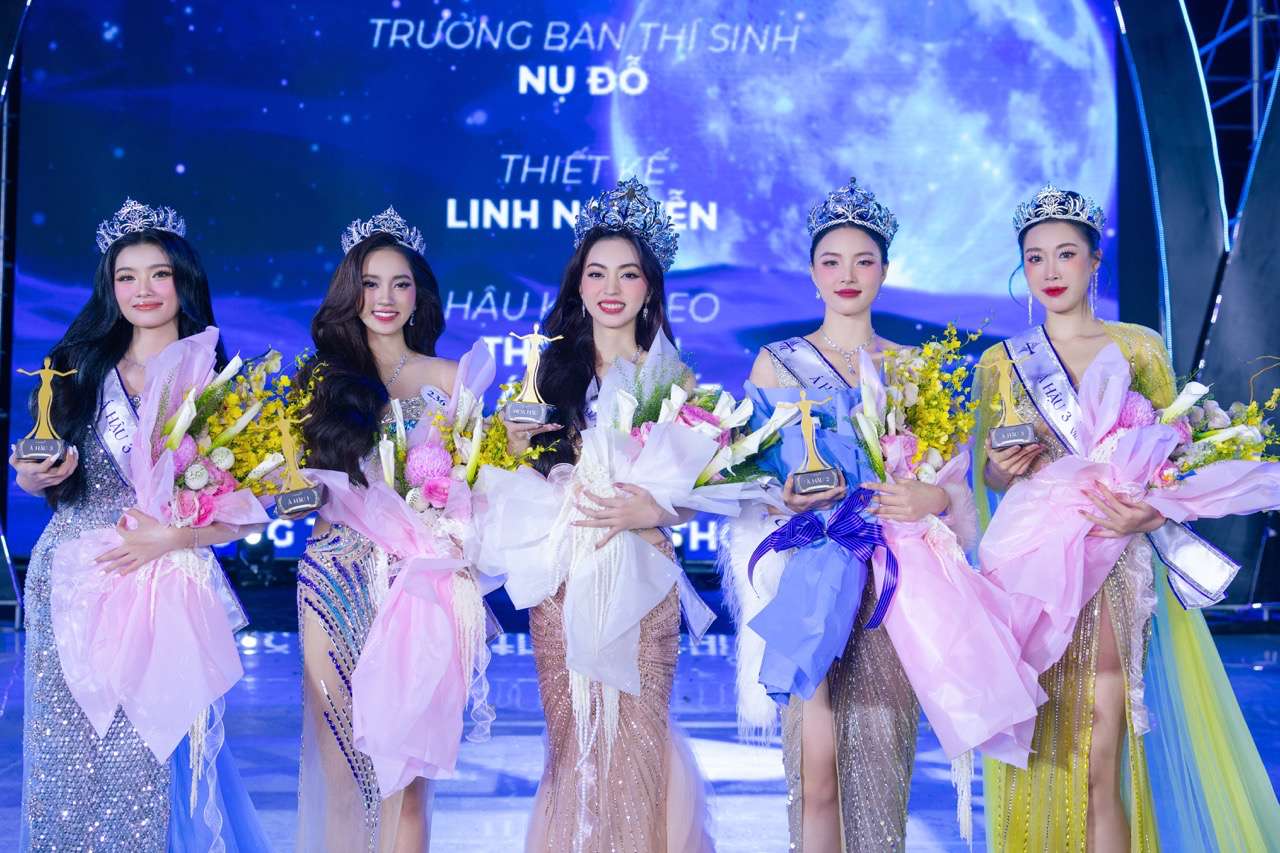 Top 5 Hoa hau Sinh vien Viet Nam 2025. Anh: Ban to chuc.