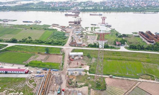 Dự án cầu Kênh Vàng nối Bắc Ninh - Hải Phòng. Ảnh: Vân Trường
