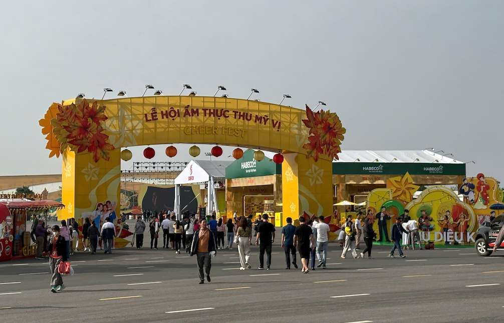 Khu am thuc cung la dia diem nhieu nguoi lua chon den tham. Anh: Thuy Huyen