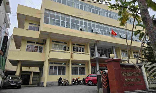 Một trụ sở dôi dư chờ xử lý sau sáp nhập ở Cao Bằng. Ảnh: Tân Văn