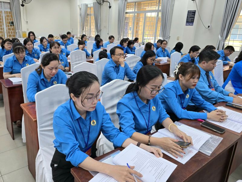 Hoi nghi Cong doan phuong Tang Nhon Phu dat muc tieu nhiem ky 2025 - 2030 cong tac quan ly hanh chinh cong doan vien va du lieu ve to chuc se duoc thuc hien tren moi truong dien tu va so hoa. Anh: Nam Duong