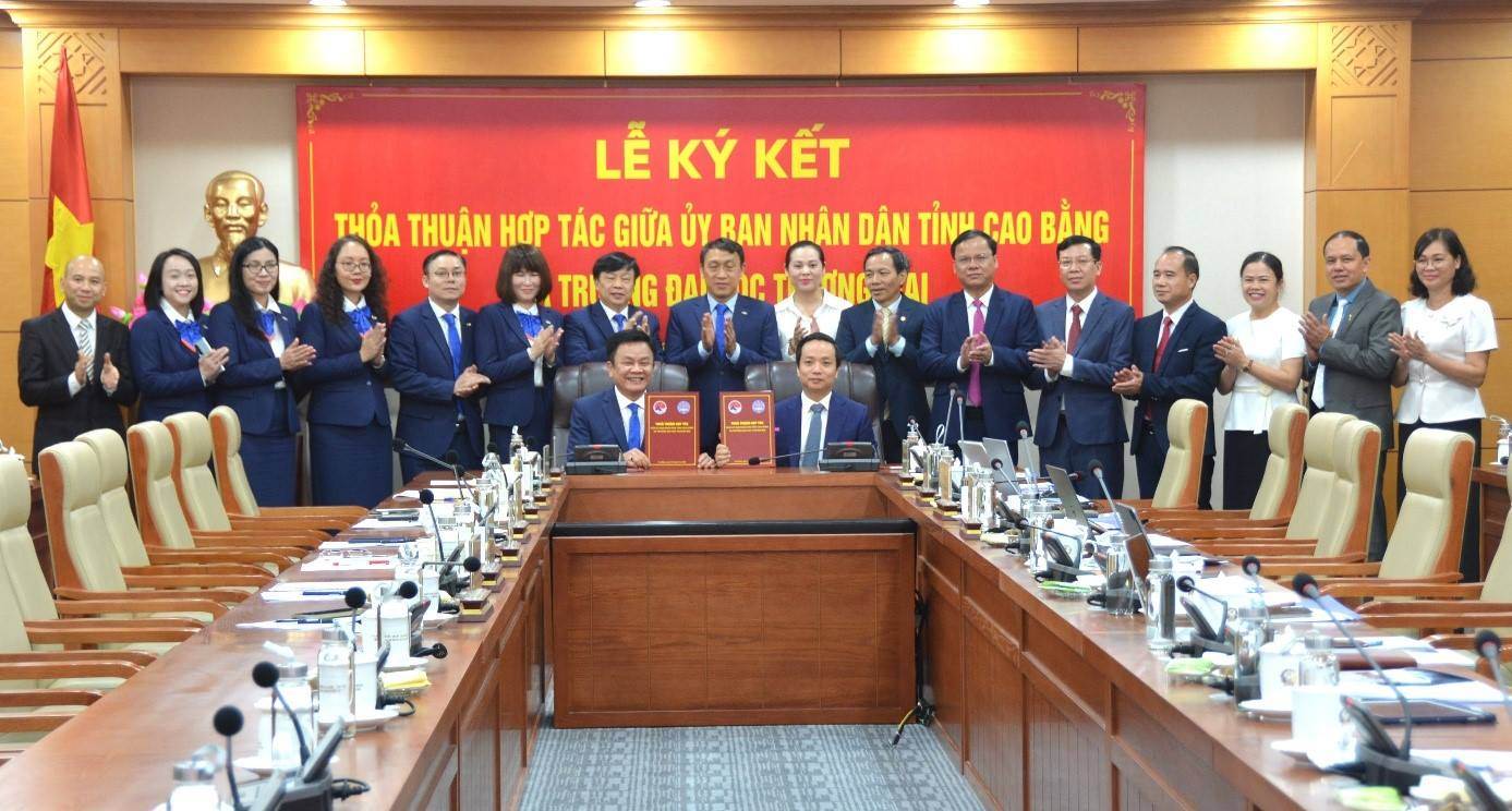 Cao Bang province is cooperating with universities to improve the quality of human resources. Photo: Duong Lieu