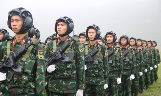 Sĩ quan, quân nhân chuyên nghiệp, công nhân và viên chức quốc phòng được hưởng các chế độ nghỉ sau: Nghỉ hằng ngày ngoài giờ làm việc; nghỉ hằng tuần; nghỉ phép hằng năm; nghỉ phép đặc biệt; nghỉ ngày lễ, Tết; nghỉ an điều dưỡng; nghỉ chuẩn bị hưu. Ảnh: Hải Nguyễn