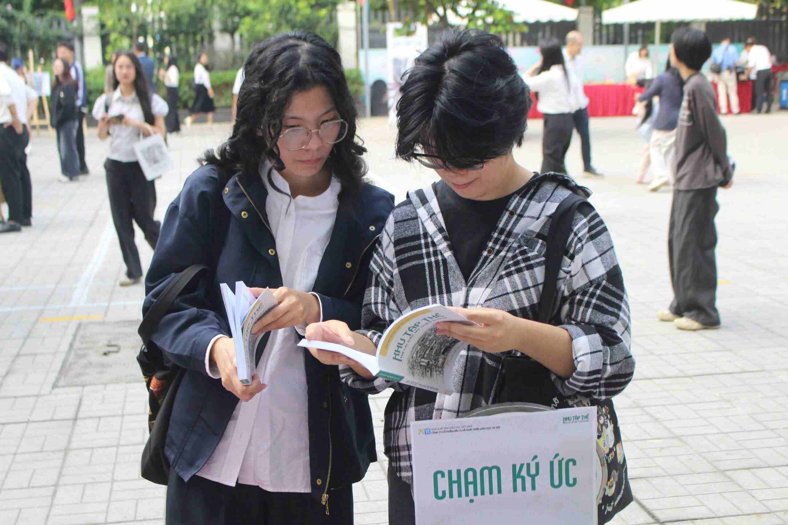 “Khu tap the - Tim lai giac mo thien duong” thu hut su quan tam ban doc. Anh: Le Tuyen