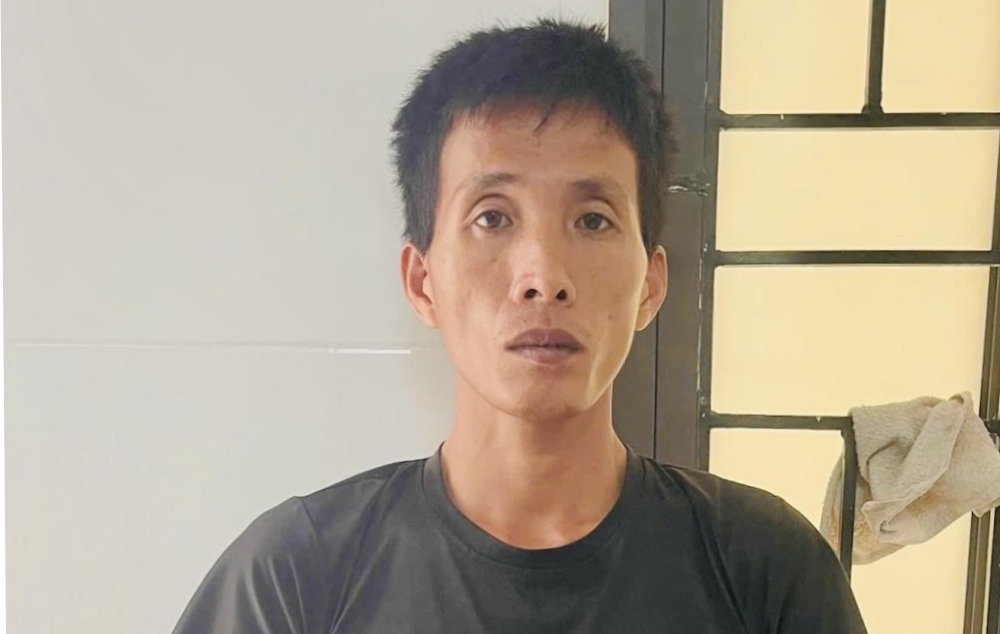 Doi tuong Nam bi khoi to vi hanh hung be L. Anh: Cong an Ha Tinh.