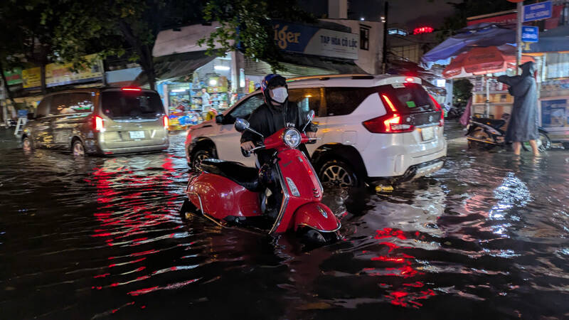 The Southern region will have prolonged heavy rain. Photo: Viet Anh