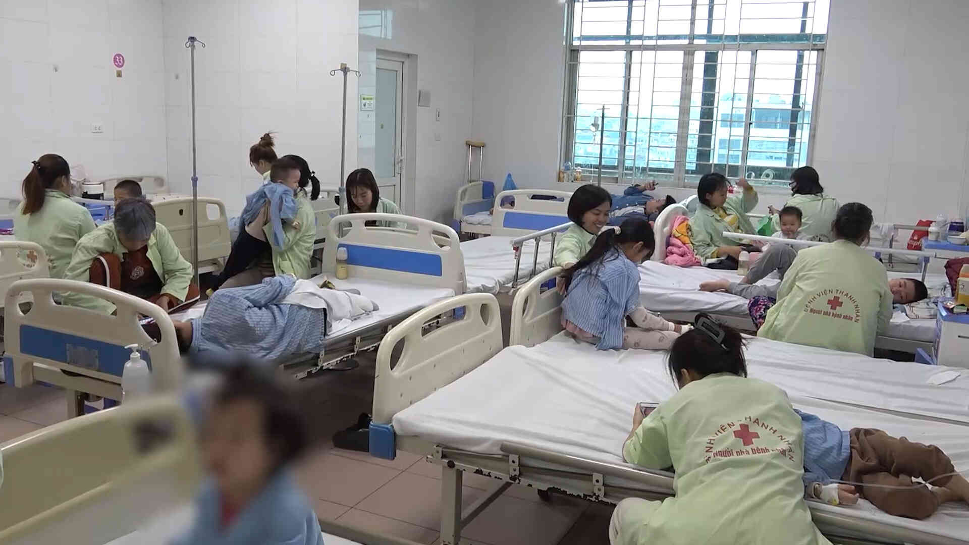 Hanoi has another hand, foot and mouth disease outbreak, parents strengthen disease prevention for children
