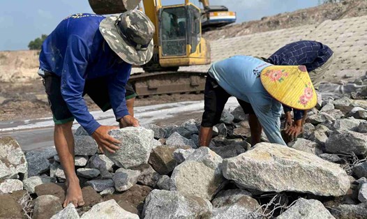 Dự án nạo vét, gia cố suối cái ở TPHCM - đoạn qua địa bàn thành phố Tân Uyên, tỉnh Bình Dương trước đây. Ảnh: Đình Trọng