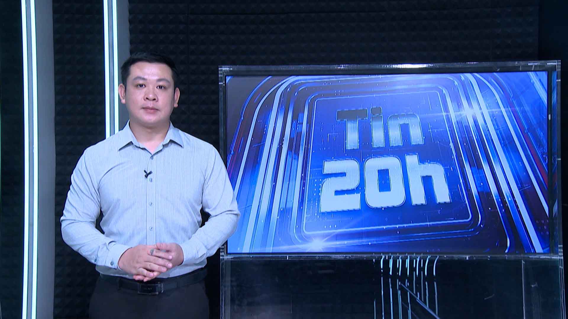 Noticias de las 20h: La policia de trafico explica los simbolos T y V en la lista de coches multados en frio