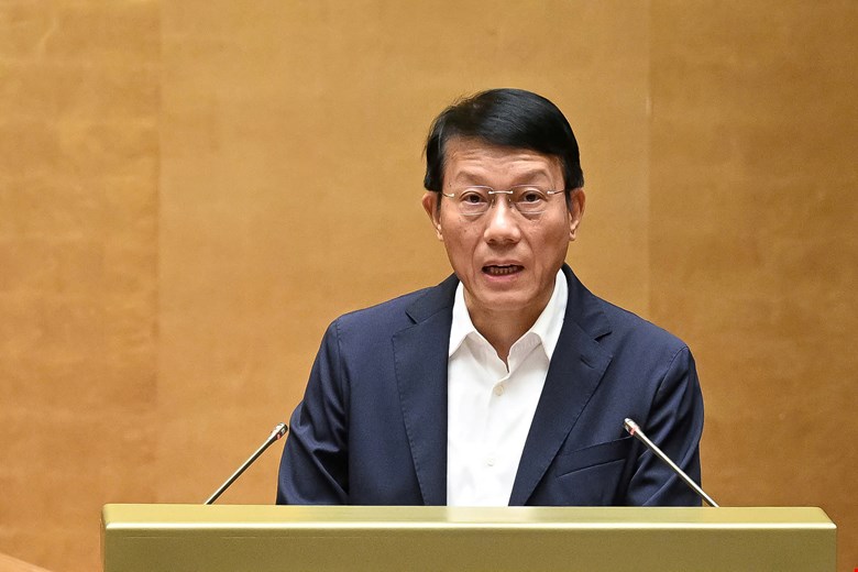 General Luong Tam Quang - Politburo member, Minister of Public Security - at a National Assembly session. Photo: Pham Dong