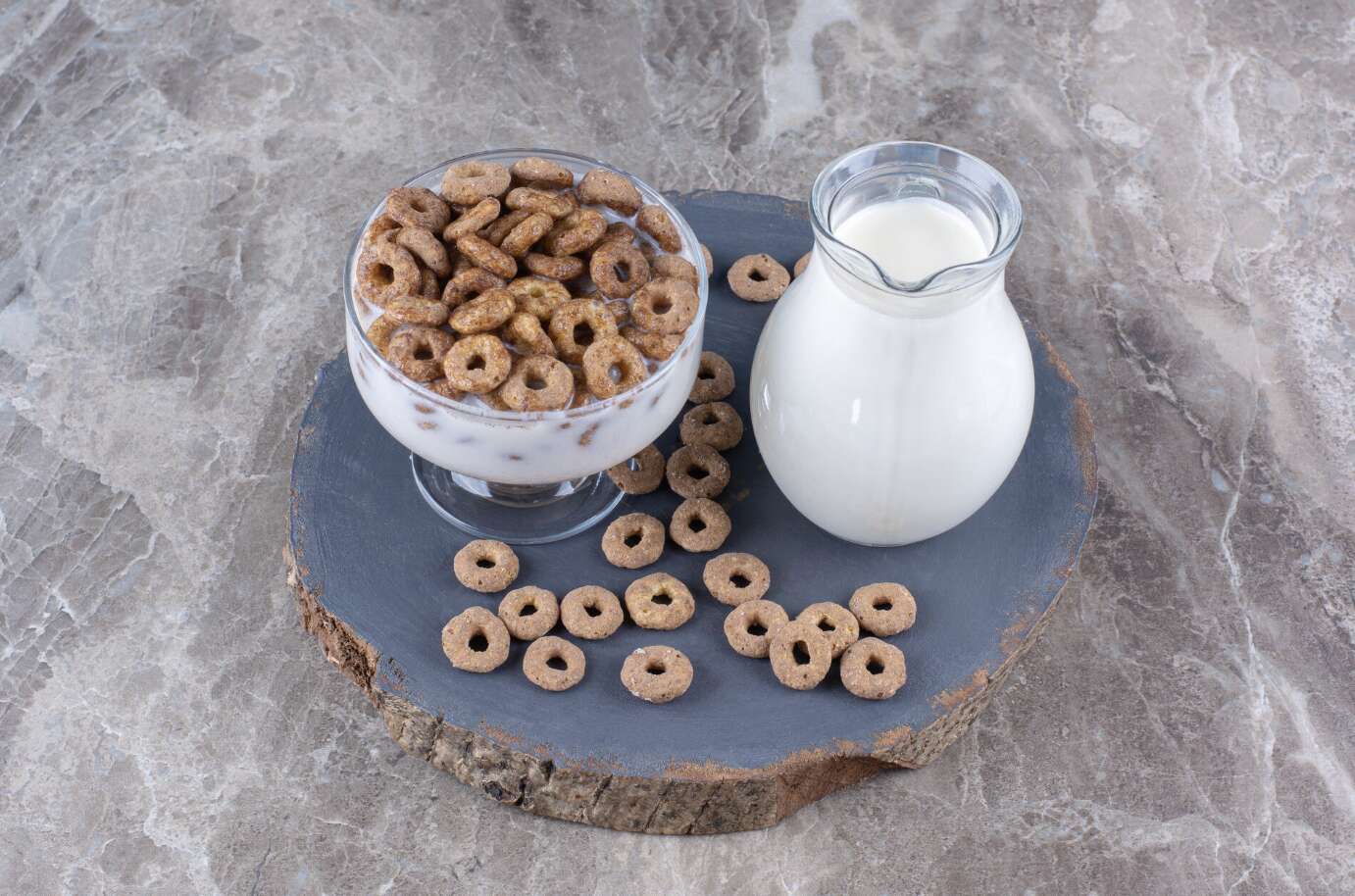 Cheerios with milk are high in carbohydrates. Photo: Thuy Duong