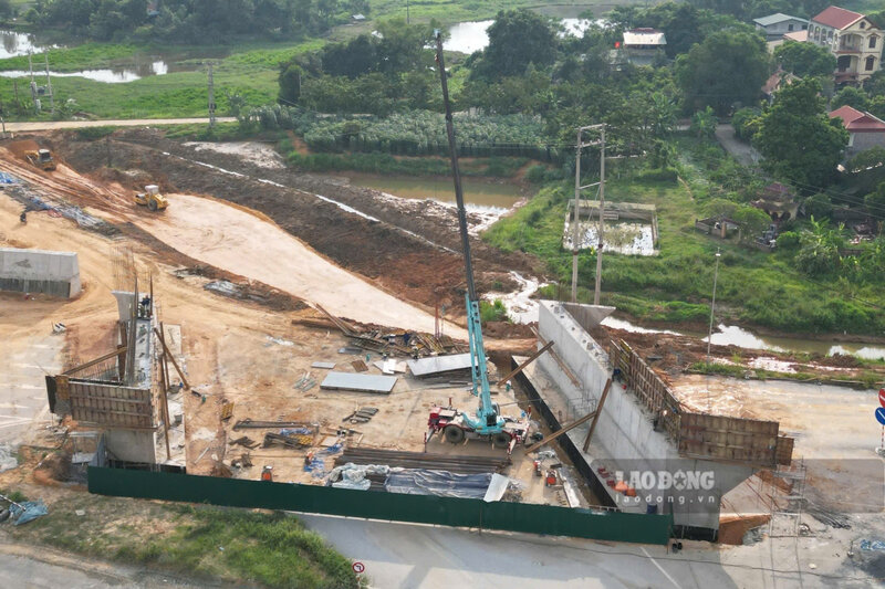 Hinh anh cay cau vuot duong tinh 315B cach day 1 thang. Anh: To Cong.