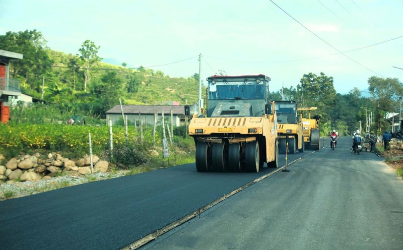 New roads are being opened to connect traffic in the northern mountainous provinces. Photo: Van Duc