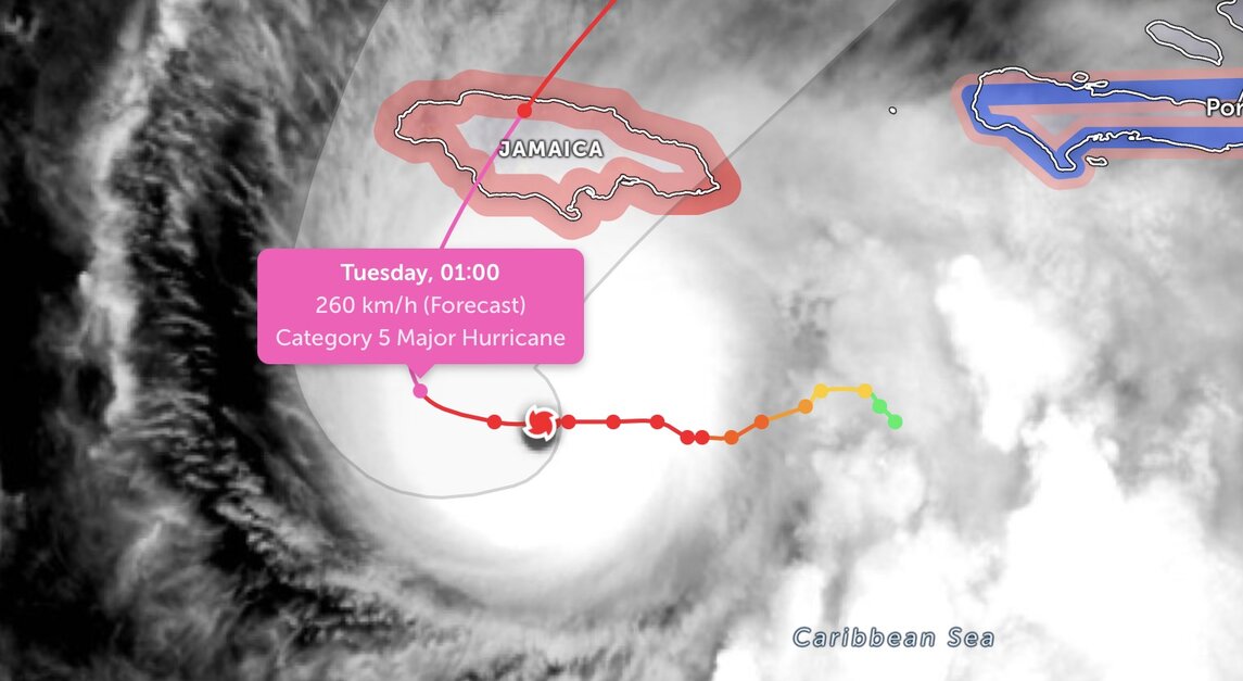 Bao Melissa tiep tuc manh len, voi suc gio du bao len toi 260 km/h khi ap sat Jamaica. Anh: Zoom Earth