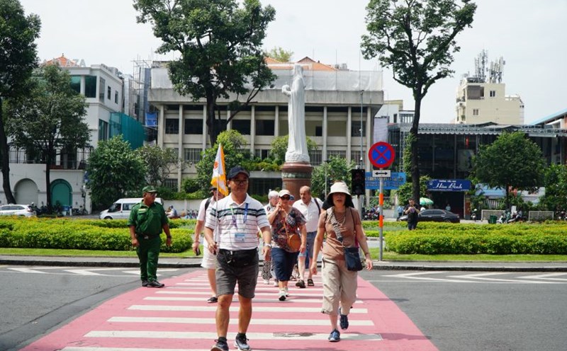 In the first 9 months of 2025, Ho Chi Minh City welcomed more than 5.8 million international visitors. Photo: Thanh Chan