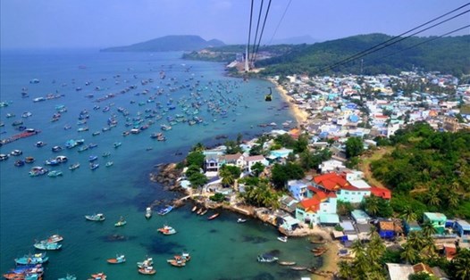 Bộ Nội vụ đề xuất Chủ tịch UBND đặc khu chịu sự chỉ đạo trực tiếp của Chủ tịch UBND cấp tỉnh. Trong ảnh là 1 góc đặc khu Phú Quốc. Ảnh: Lục Tùng