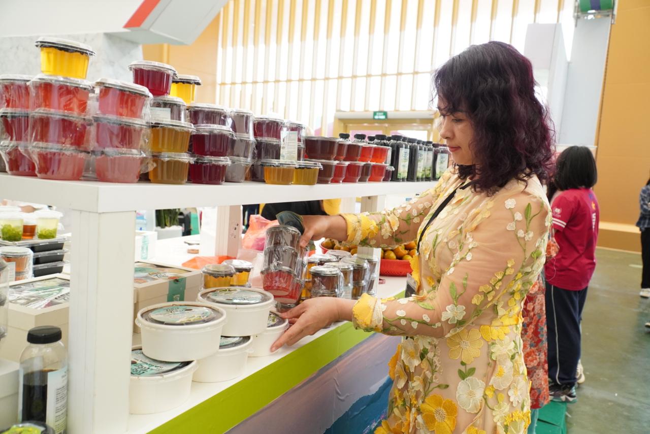 Chi Nguyen Hai muon duoc lan toa dac san cua Lang Son den voi nguoi dan tren ca nuoc. Anh: Ngoc Diep