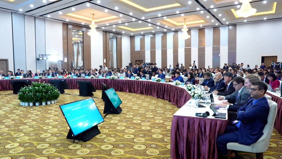 roundtable meeting of Ministers on AI Institutions: Developing AI with people at the center