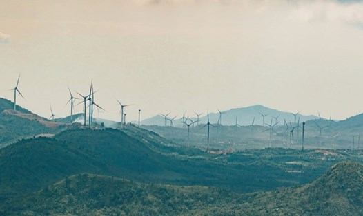Các dự án điện gió ở miền núi tỉnh Quảng Trị đã đi vào hoạt động. Ảnh: Hưng Thơ