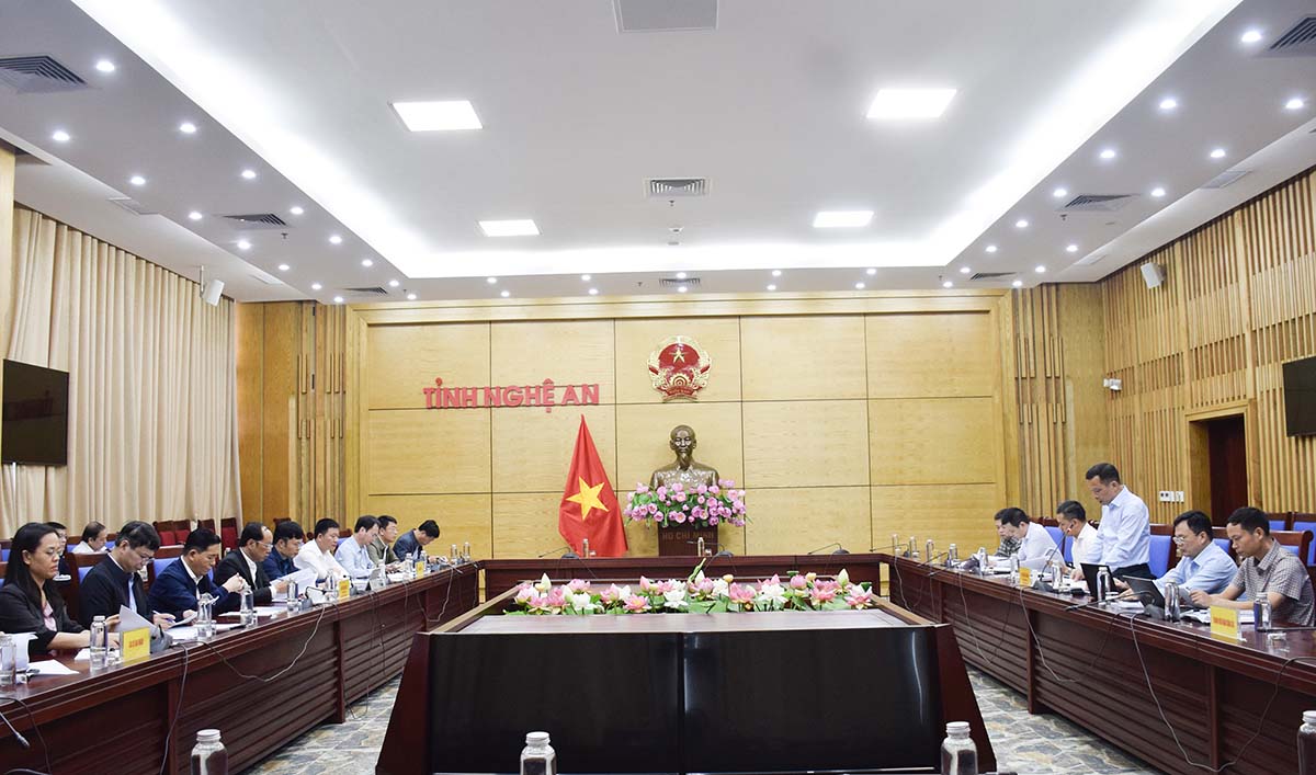 To cong tac so 2 cua Thanh tra Chinh phu lam viec voi UBND tinh Nghe An. Anh: Phuong Thuy