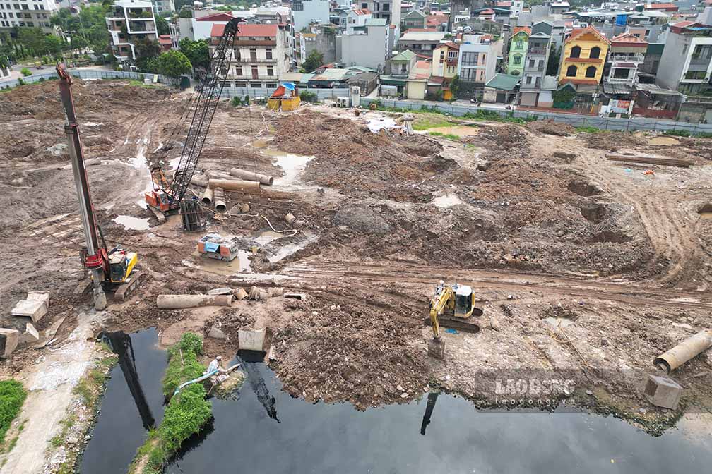 Hai toa CT2 va CT3 da duoc So Xay dung Ha Noi cap phep xay dung ngay 19.5.2025. Hien tai, cong trinh da hoan thanh phan coc khoan nhoi va dang chuan bi dao dat cho tang ham.