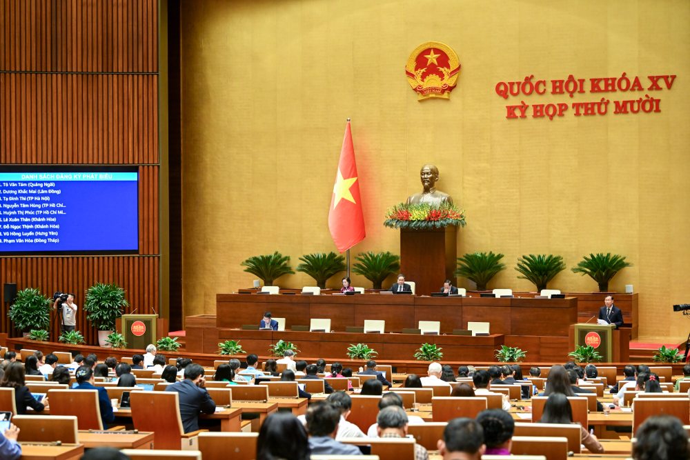 Quang canh phien hop chieu 27.10. Anh: Pham Dong