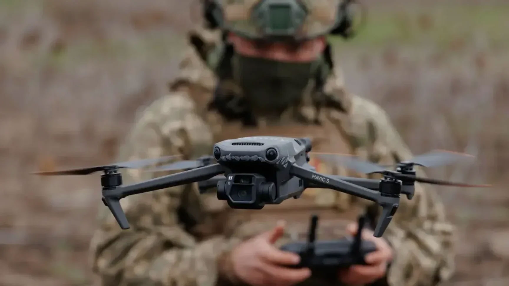 Ukrainian soldiers control UAVs. Photo: Ministry of National Defense of Ukraine