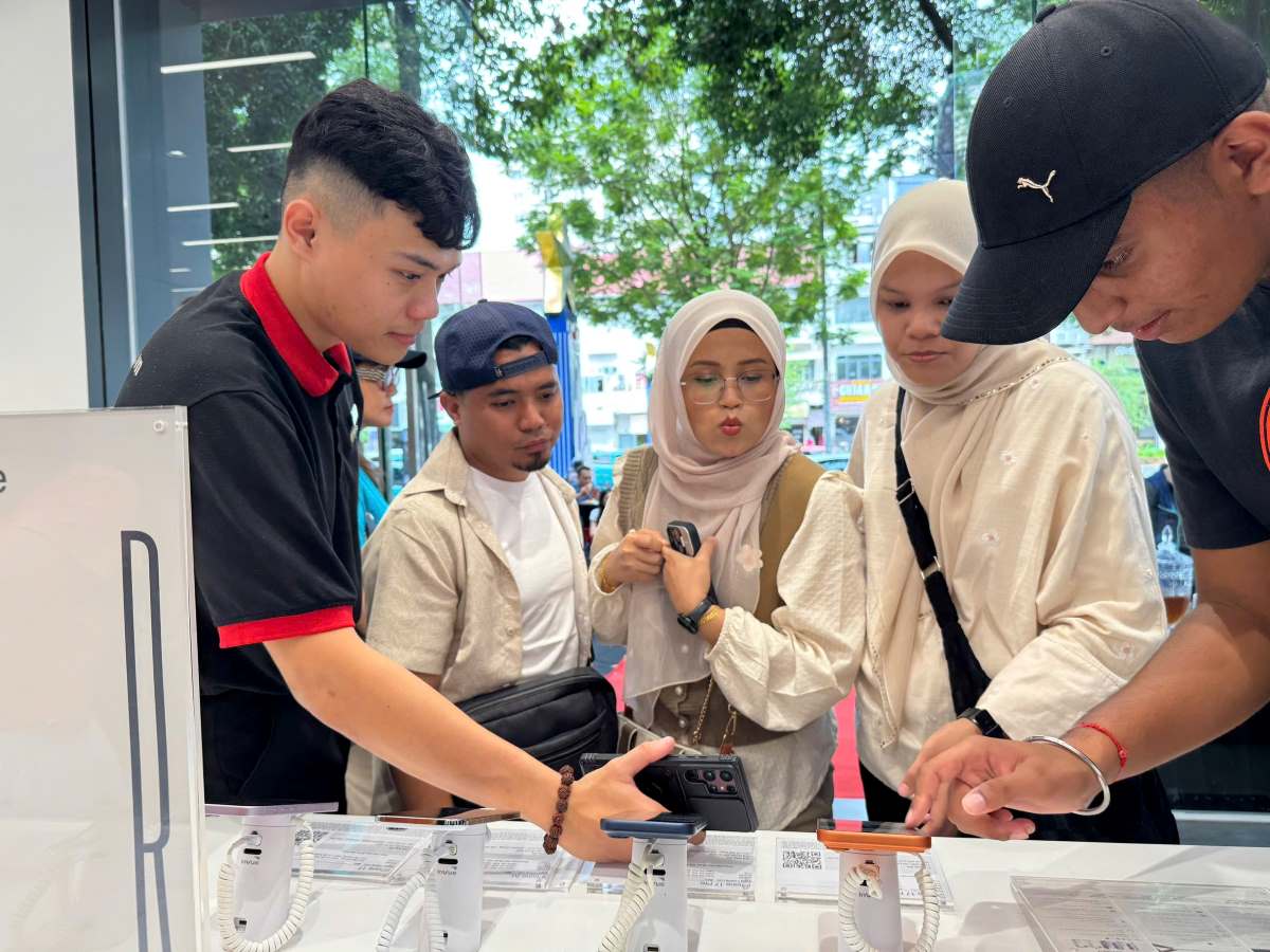 Apple may launch the iPhone 20 series in 2027. Photo: My Huyen