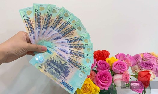 Agribank áp dụng khung lãi suất tiết kiệm cho cá nhân từ 0,2 - 4,8%/năm. Ảnh: Trà My