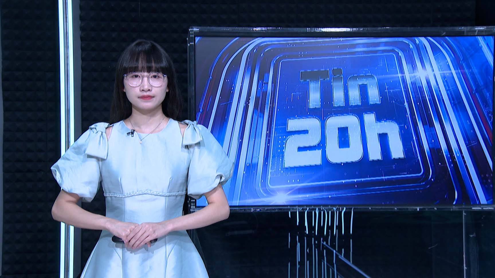 Noticias de las 20h: La demanda de contratacion de trabajadores con experiencia y habilidades en Hanoi aumenta fuertemente