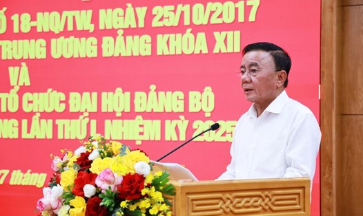 Chỉ đạo một số nhiệm vụ với Đảng ủy các cơ quan Đảng Trung ương, Thường trực Ban Bí thư Trần Cẩm Tú yêu cầu khẩn trương hoàn thành Đề án vị trí việc làm, tiếp tục kiện toàn đội ngũ cán bộ, công chức, viên chức. Ảnh: Kim Thanh