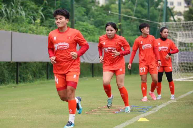 The Vietnam women's team has increased their physical strength, ready for the 33rd SEA Games. Photo: VFF