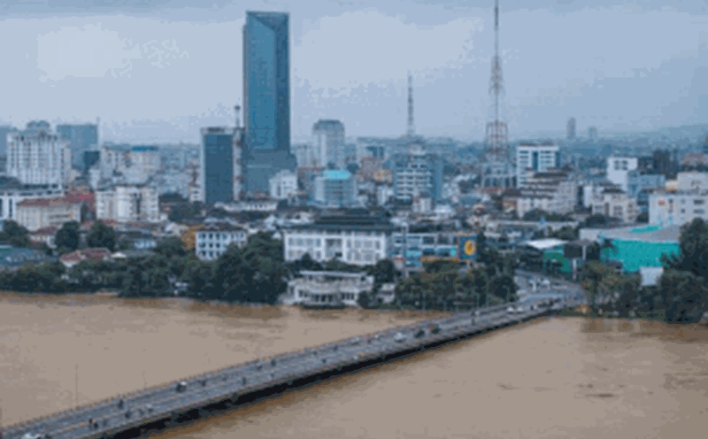 The biggest flood since the beginning of the year in Hue City. Photo: Nguyen Luan