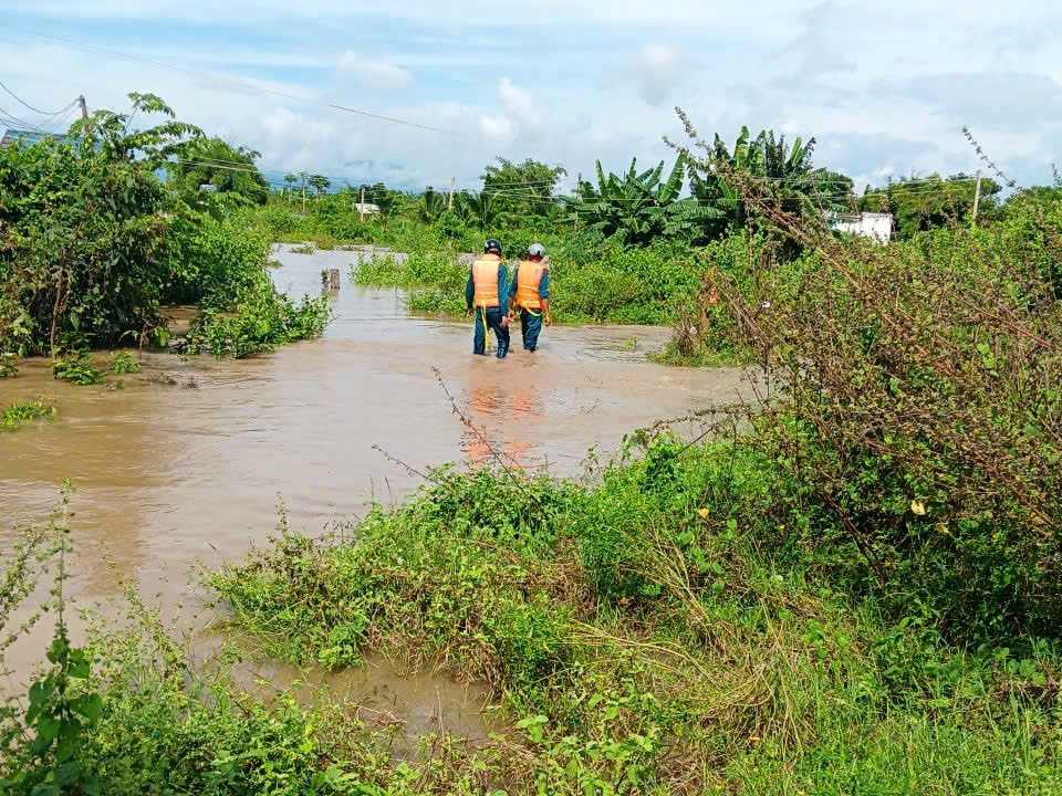 Cac luc luong ung truc dam bao an toan tinh mang, tai san cho nguoi dan. Anh: UBND xa Ham Thuan Bac cung cap