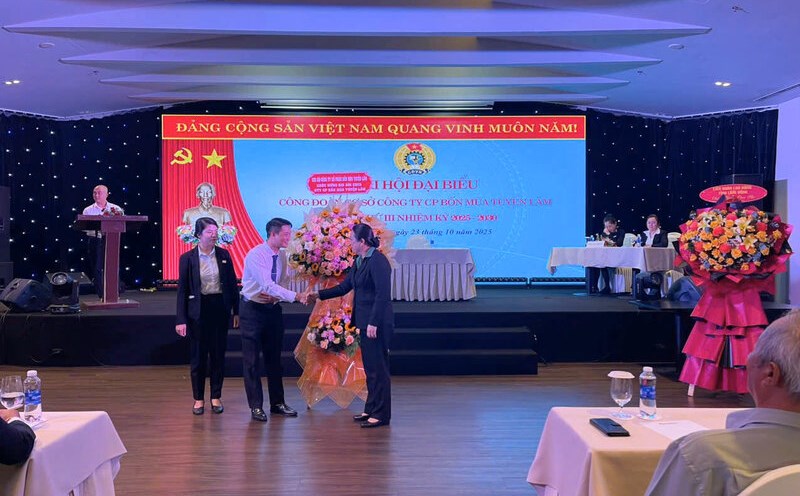 The grassroots trade union of Bon mua Tuyen Lam Joint Stock Company for the 2025-2030 term sets a goal of comprehensively caring for and improving the lives of workers. Photo: Lam Duc