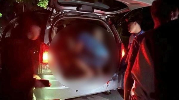 Công an Hà Nội điều tra vụ thiếu niên 14 tuổi bị đâm tử vong tại nhà văn hoá thôn. Ảnh: Hữu Chánh