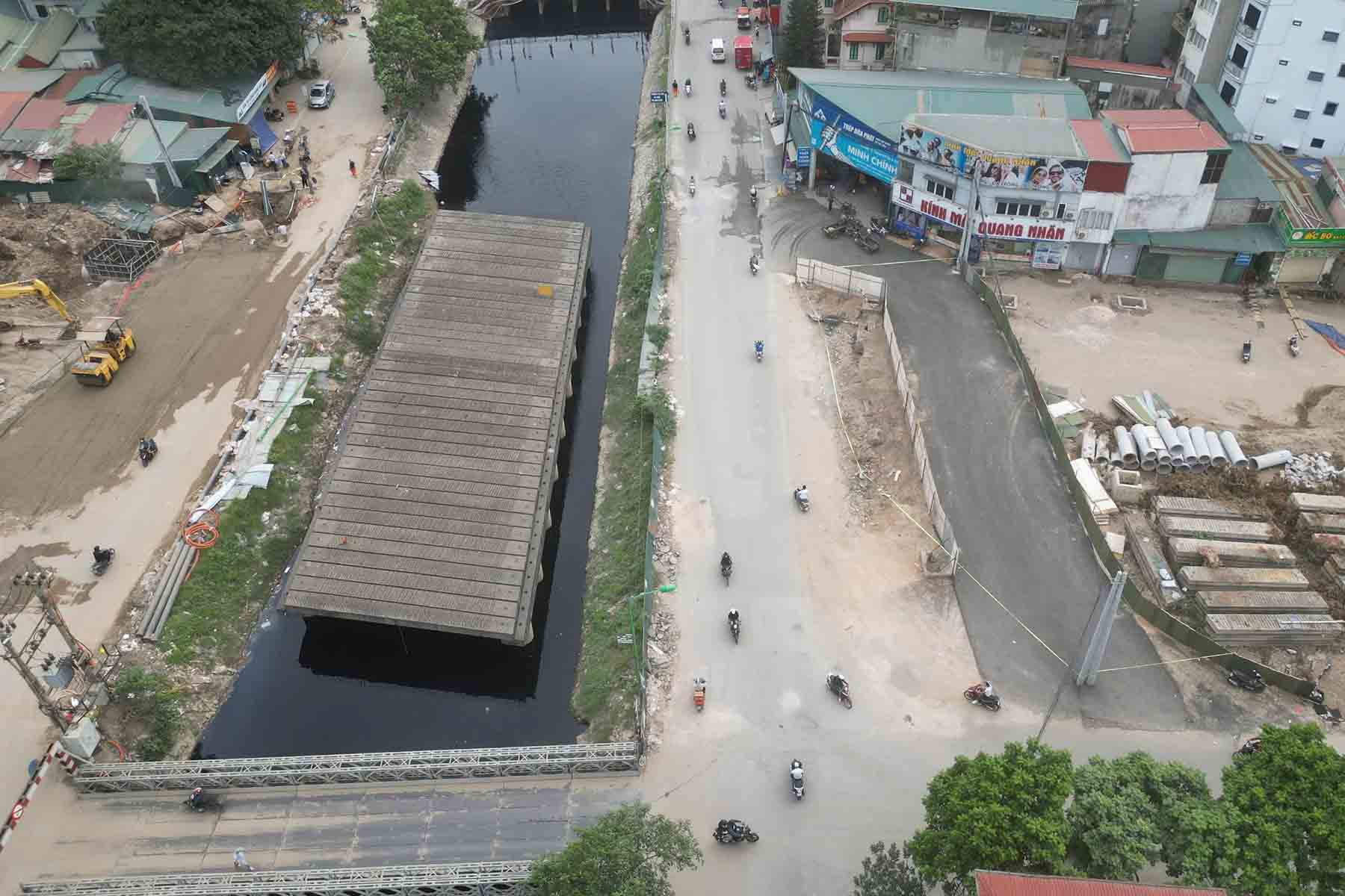 The L3 bridge over the Lu River (Hanoi) has been suspended since 2020. Photo: Song Huu