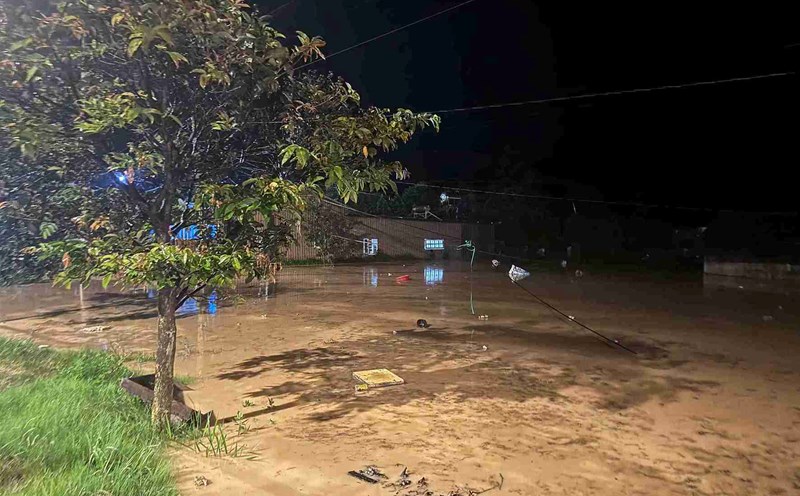 Heavy rain caused serious flooding in many localities of Lam Dong province. Photo: Phuc Khanh