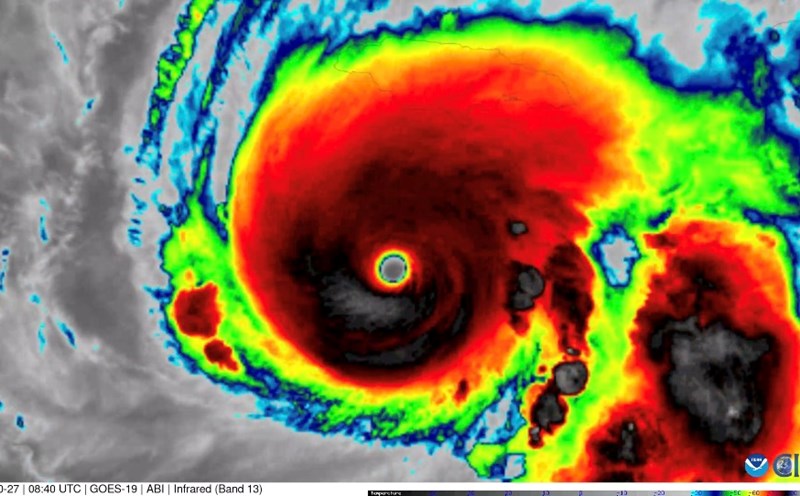 The sharp eye of super typhoon Melissa. Photo: NOAA