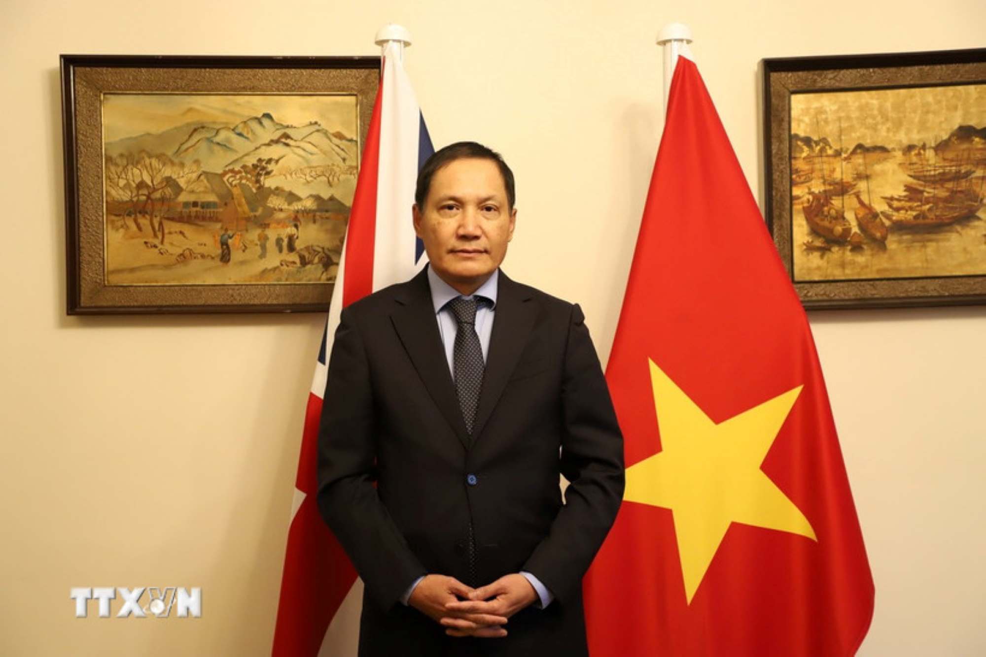 Vietnamese Ambassador to the United Kingdom of Great broth and Northern Ireland Do Minh Hung. Photo: VNA