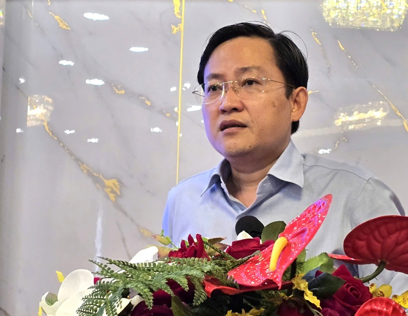 Ong Phung Thai Quang - Pho Chu tich LDLD TPHCM - phat bieu tai hoi thao. Anh: Nam Duong