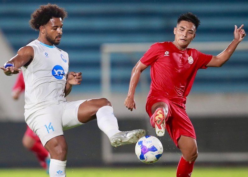 Xuan Son da tro lai thi dau sau 10 thang dieu tri chan thuong. Anh: NDFC