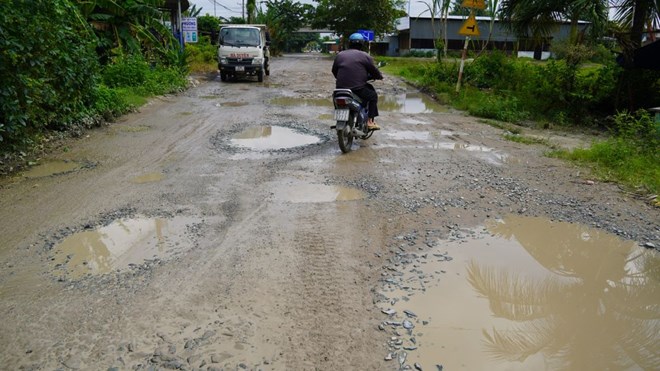 Mưa lớn gây ngập, Cần Thơ yêu cầu rà soát và sửa chữa đường hư hỏng